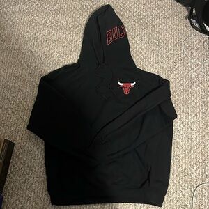Chicago Bulls Hoodie | Size US XL | Black